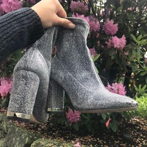 Michael Kors size 7 booties
